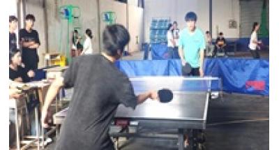 广西桂林农业学校举行“学习二十大 永远跟党走 爱乒才会赢”学生乒乓球比赛